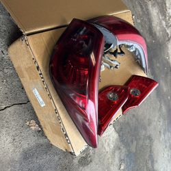 2014-17 infiniti q50 tail lights