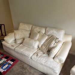 Nice vIntage Couch FREE