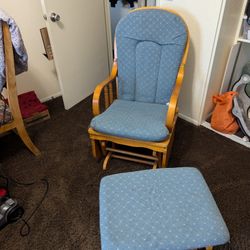 Rocking Chair And Foot Rest