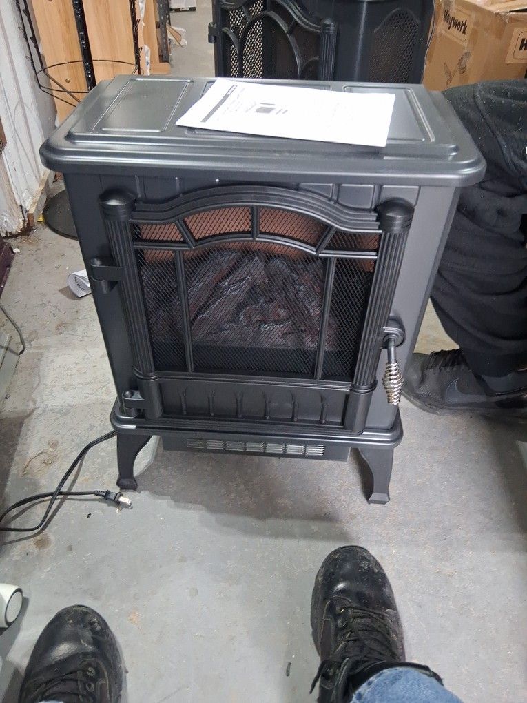 Small Electric Stove Quartz Heater