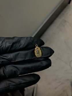 14k Gold Pendants