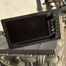 2005 Suburban Stereo