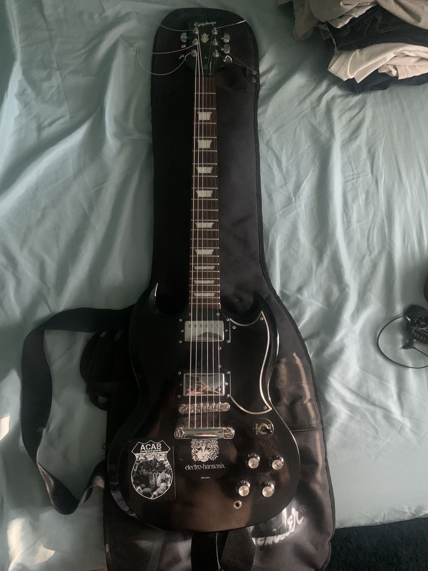 Epiphone SG classic w/iRig