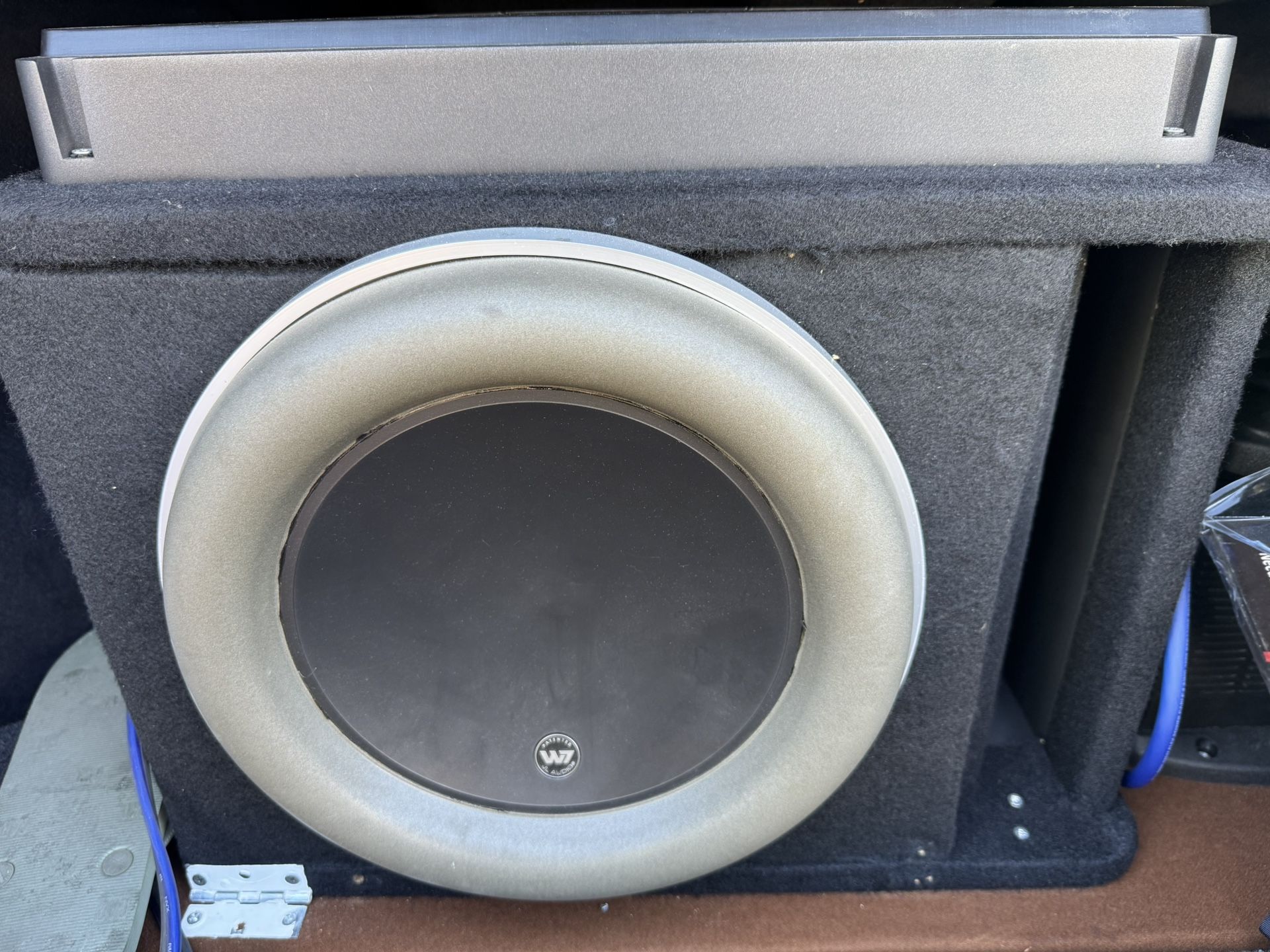 JL W7 12 Inch With Box For Sale