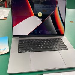 Apple Laptop 