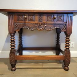 Early 20th CENTURY Spanish Carved Walnut Table Nightstand Writing Desk Jacobean Style Gothic