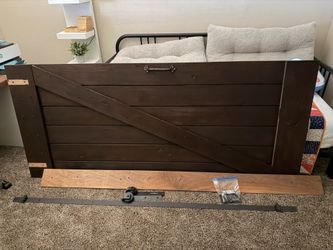 Closet barn door