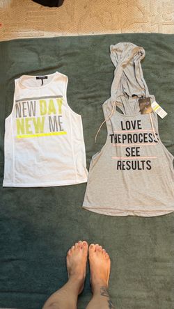 Energie, Graphic Tank Tops Bundle of 2, size medium