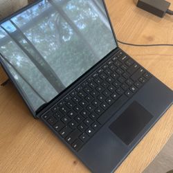 Microsoft Surface Pro 8 Tablet 