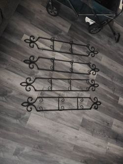 Plate Hangers 4