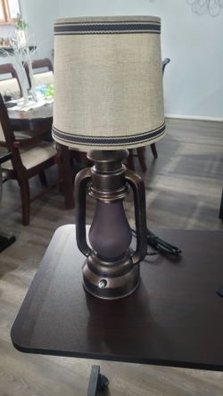 Rustic looking table lamp