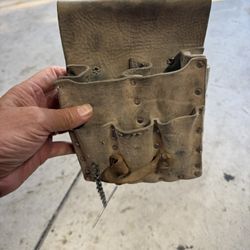 Industrial eight pouch electrical tool bag