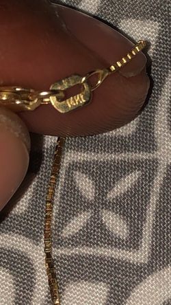 Supreme justice pendant