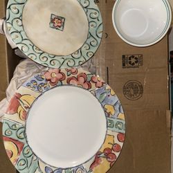 Corelle Plate and Bowl Set