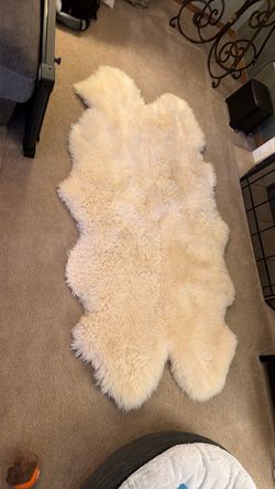 Cream faux fur shag rug