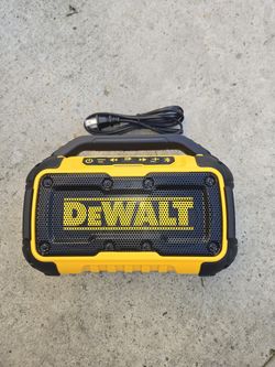 Dewalt 20v Bluetooth Speaker Brand New 