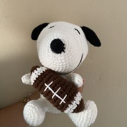 Snoopy With Football 