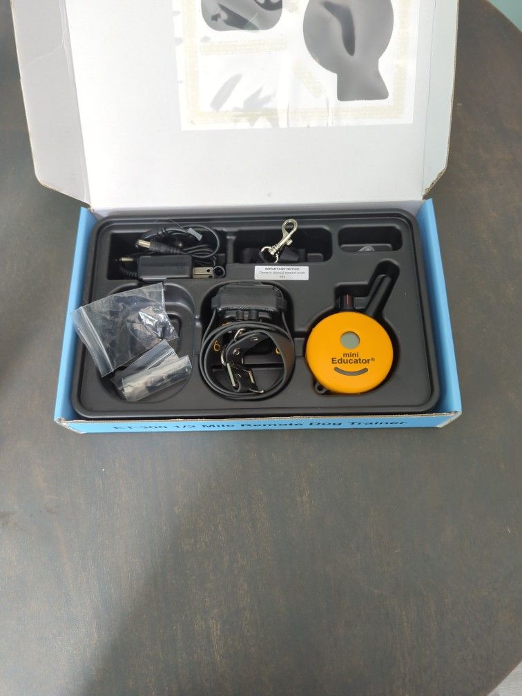 E-Collar - ET-300-1/2 Mile Remote Waterproof Trainer Mini Educator Remote Training Collar - 100 Training Levels Plus Vibration and Soun