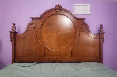 Antique Cal king wood frame w mattress