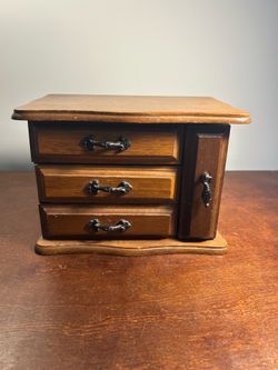 Vintage Centurion wooden jewelry box