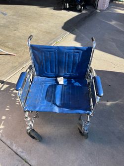 INVACARE Tracer IV 24” seat XL size