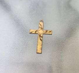 Antique Engraved Detail Cross Pendant 