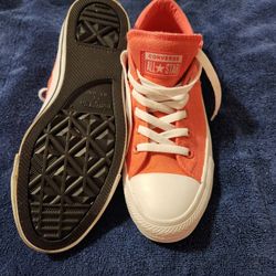 Chucks 