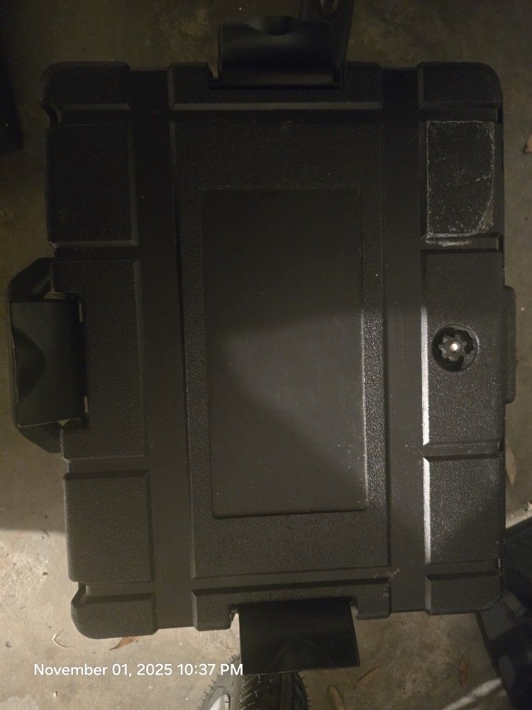 Heavy-Duty Hard Equipment Case