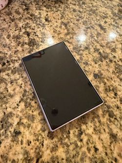 Like New zfold8 512gb purple unlocked