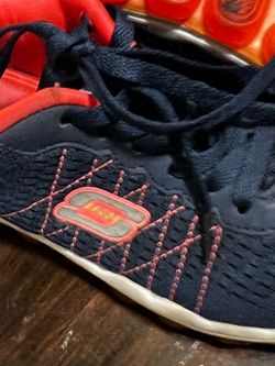 Women’s sports shoes 5.5