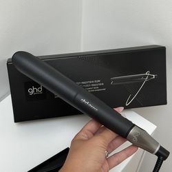 GHD Chronos Hair Straighter. Brand New!