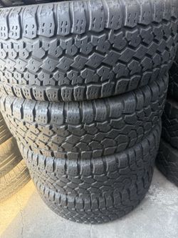4 used tires 285/70r17 AT 🤑free installation ‼️👌