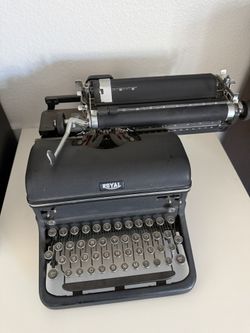 Vintage Royal Type Twitter