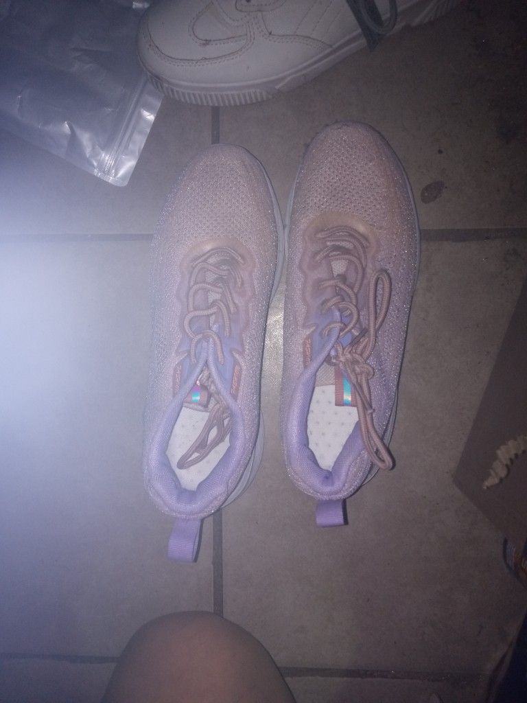Women's Shoes