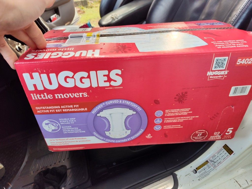 Huggies Lil Movers Diapers Size 5 Never Opened