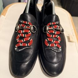 Gucci horsebit Snake Loafers Size 9
