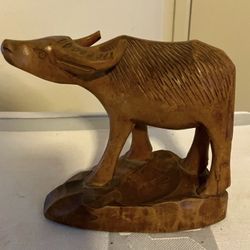 Water buffalo (Ox) Hand carved wooden sculpture South African