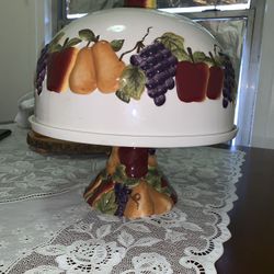 decoration and accessories for kitchen, home interiors brand, in good conditions with very little use and super clean. Everything $150.00