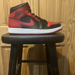 Jordan 1 Banned Size 9 