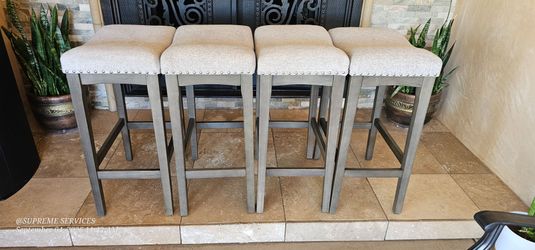Set of 4 Upholstered Backless Bar Stools