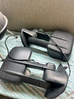 Tow mirrors