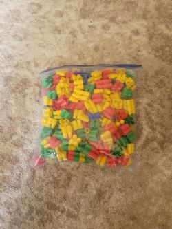 Toy building blocks