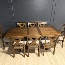 Dining Table And 8 Chairs 