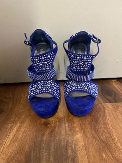 Brand New Woman’s Bella Luna brand Blue High Heel Shoes  Up For Sale
