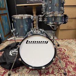 Ludwig Breakbeats 4pc Drum Set With Bags