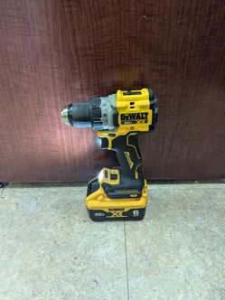 DEWALT M:DCD801 DRILL