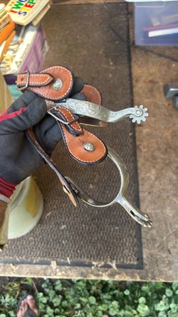 Engraved spurs