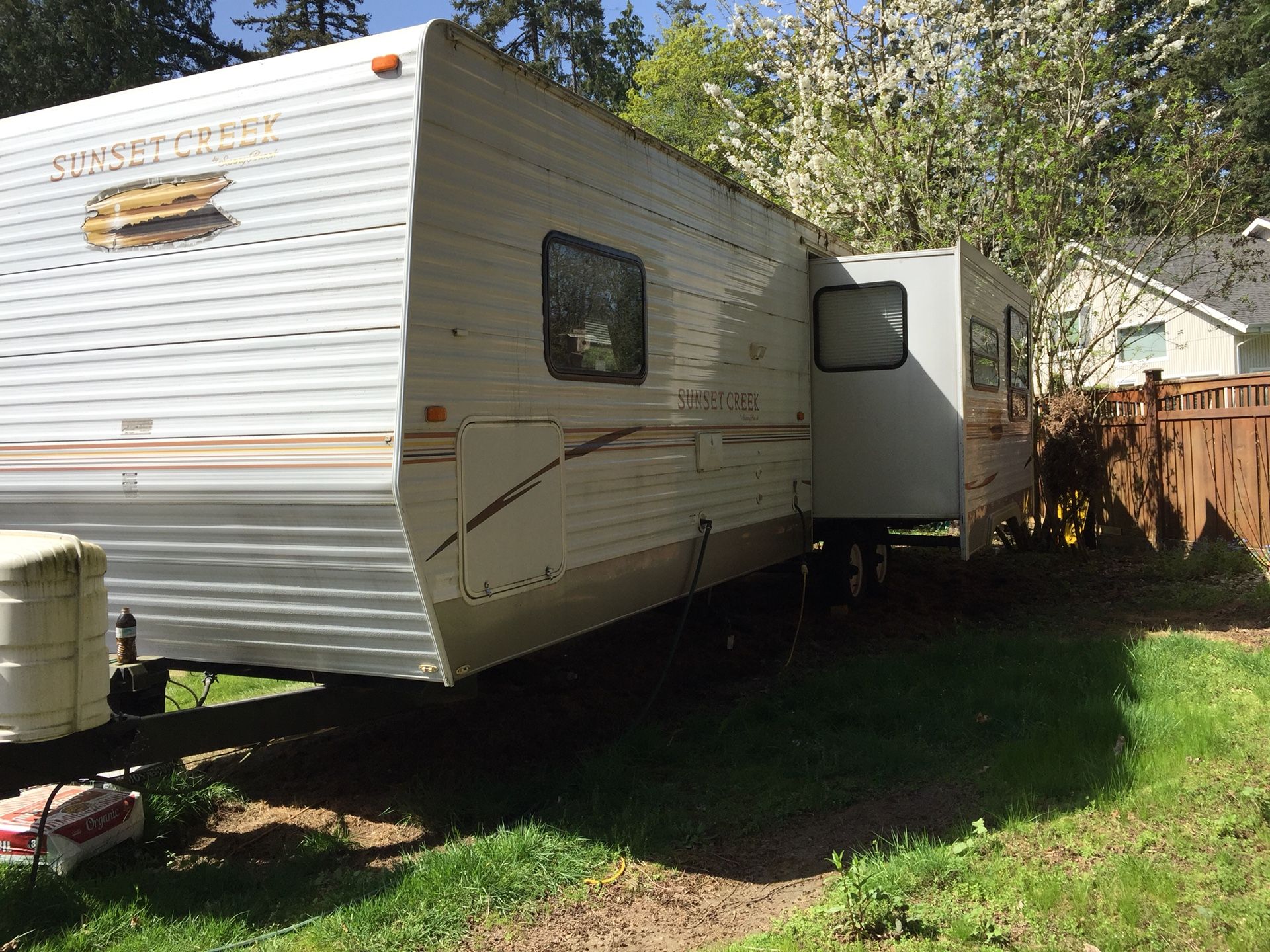 29’ RV Pull Behind Travel Trailer 2008 for Sale in Tulalip, WA OfferUp