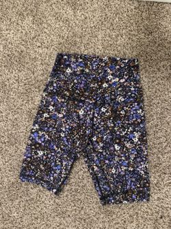 Lululemon Floral Women’s Workout Shorts- Never Been Worn