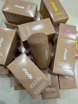 Rhode Beauty Pocket Blush